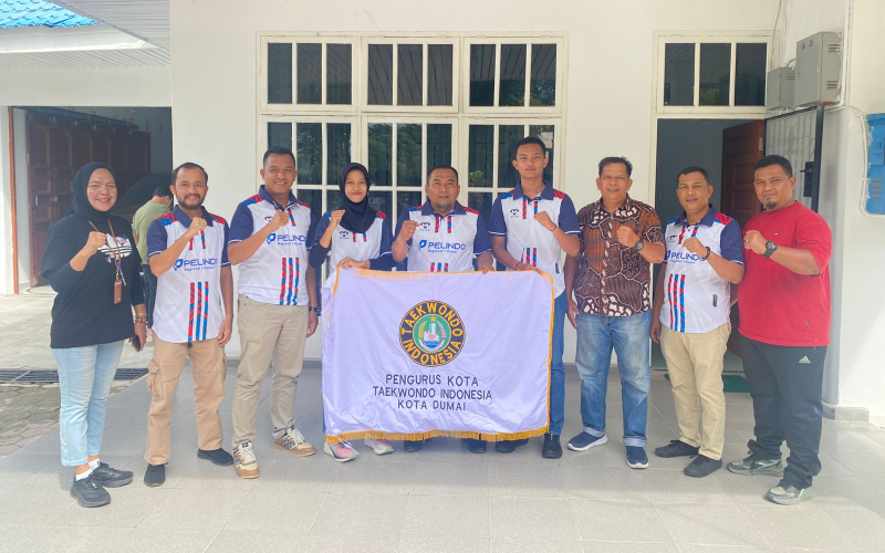 Pelindo Regional 1 Dumai Dukung Atlet Taekwondo Dumai Berlaga di PON Beladiri 2025 Kudus