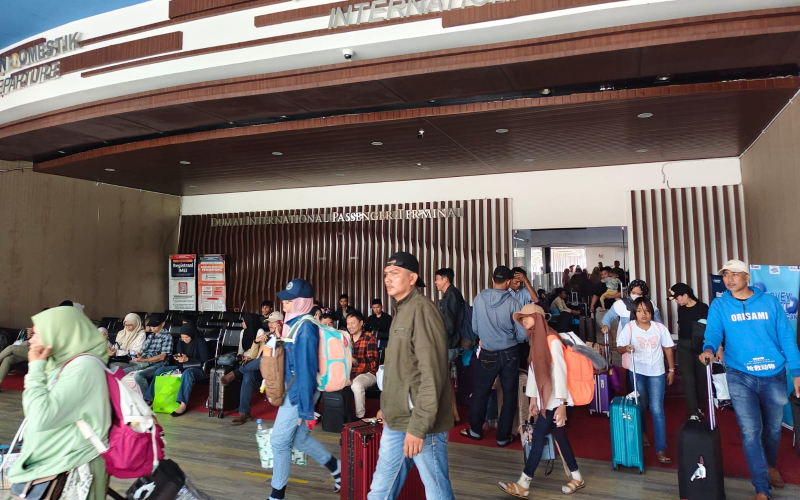 Puncak Arus Mudik Lebaran H-3 di Terminal Penumpang Pelindo Regional 1 Dumai Berjalan Optimal