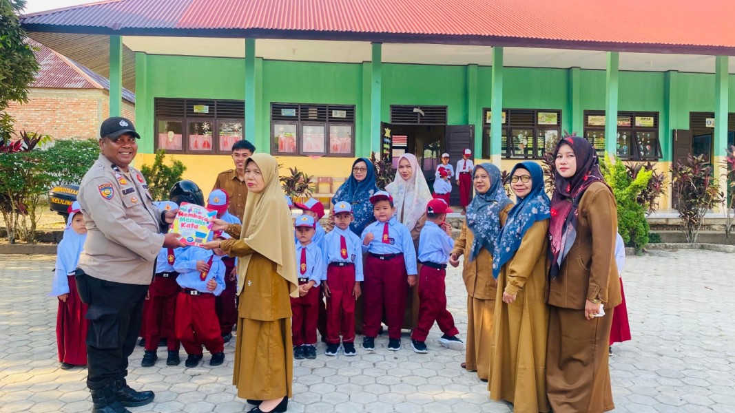Program Police Goes to School Sukses di Merangin,  Kapolres dan Kapolsek Bangkinang Barat Sampaikan Apresiasi!