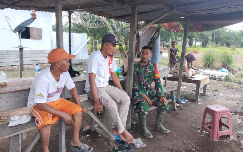 Kolaborasi Koramil 03 Tingkatkan Kesadaran Masyarakat dalam Mencegah Karhutla