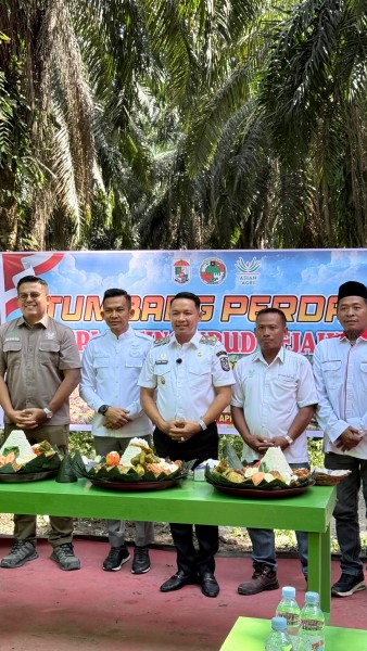 Wabup Husni Tamrin Hadiri Syukuran Replanting Perdana KPUD Sejahtera SP 6 Desa Makmur