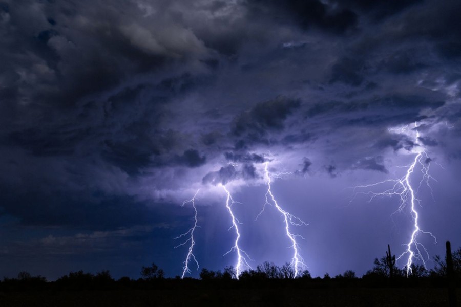 BMKG Imbau Aceh, Sumut, Sumbar, dan Riau Waspada Cuaca Ekstrem Akibat Dua Siklon Tropis