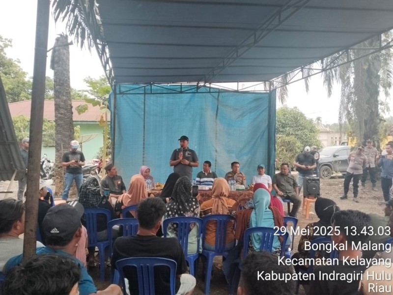 Protes Warga Bongkal Malang Terhadap Truk ODOL Batu Bara, Bupati Inhu Turun Tangan