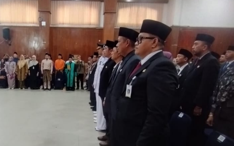 Lantik 43 Pejabat, Wali Kota Dumai Ingatkan Pelayanan Kesehatan Prioritas Utama