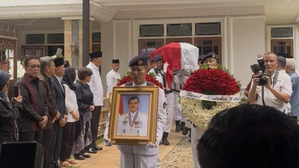 Jenazah Mantan Panglima TNI Widodo AS Dimakamkan di TMP Kalibata Hari Ini