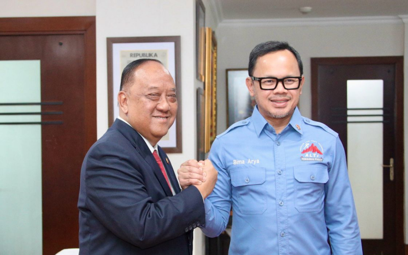 Wamendagri Harap Cabor Lari Trail Semakin Populer di Indonesia