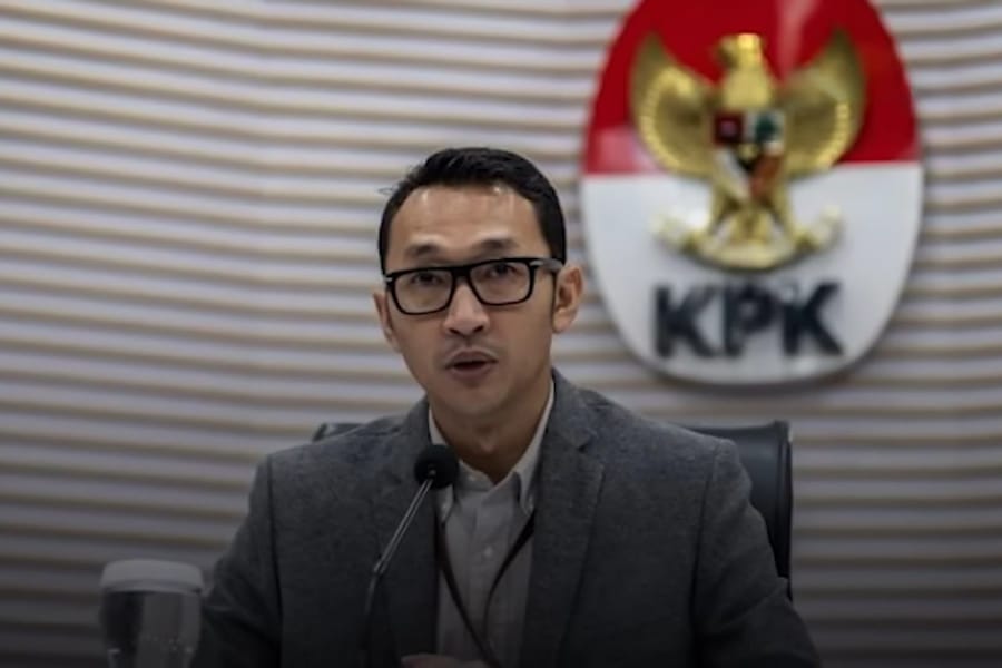 KPK Amankan 10 Orang Dalam OTT di Kuansing, Dugaan Suap Jabatan Diusut, Bupati dan Sekda Diminta Menyerahkan Diri