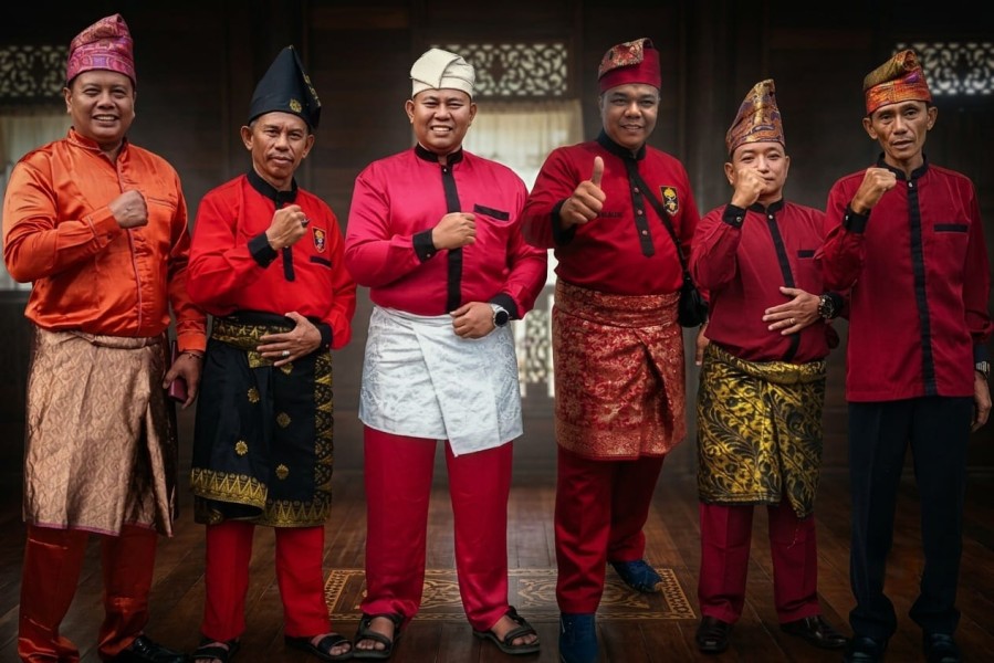 Andre, Ketua Hulubalang Kabupaten Rokan Hulu, Ucapkan Selamat atas Penabalan Sutan Mahmud dan Kebangkitan Kembali Gelar Sutan Haiti (Raja Haiti)