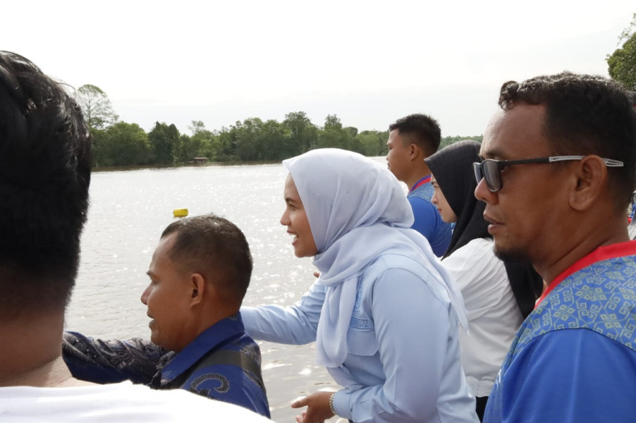 Festival Pacu Sampan di Okura Seakan tak Mendapat Perhatian Pemko Pekanbaru, Ada Apa?