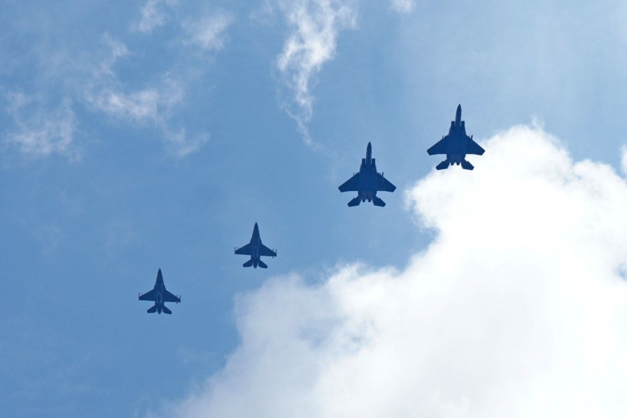 Jet Tempur TNI AU dan Amerika Bermanuver di Langit Riau