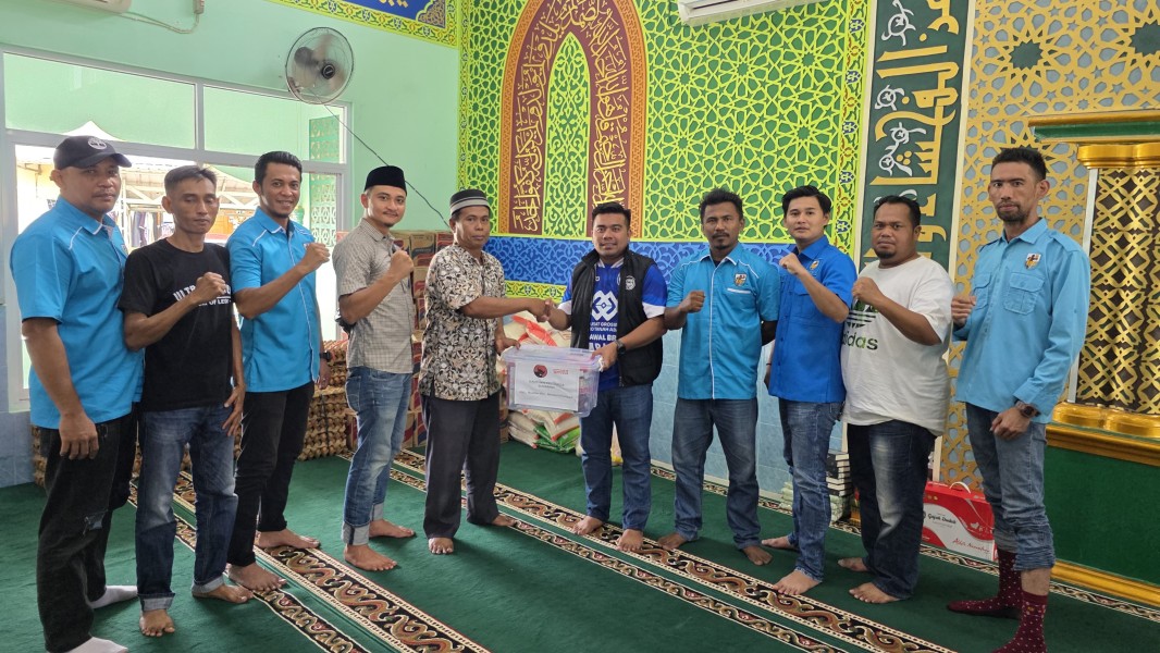 Curva Nord 1955 Antar Bantuan Hingga Pelosok, Bantu Warga Terdampak Banjir Rumbai