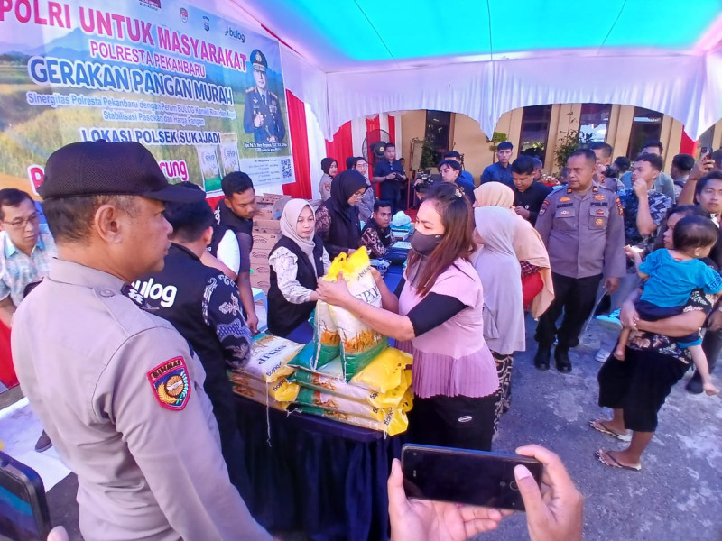 Wako Agung Apresiasi Pangan Murah Polda Riau
