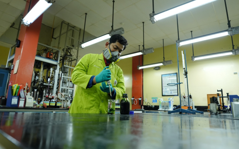 Pertamina Patra Niaga Kilang Dumai Pastikan Produk Lolos Quality Control Laboratory