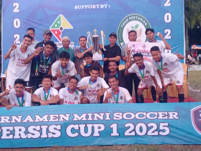 Bintang Toba FC Batang Kumu Juara I Turnamen Mini Soccer Sungai Sitolang