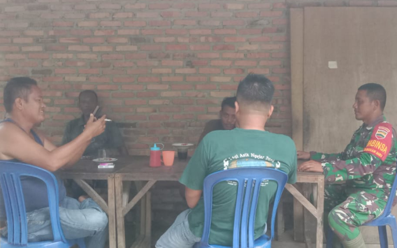 Babinsa Basilam Baru Jalankan Giat Komunikasi Sosial, ini Tujuannya