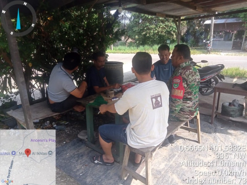 Babinsa Sertu Sahidin Ajak Warga Rantau Panjang Peduli Kesehatan dan Kebersihan Lingkungan