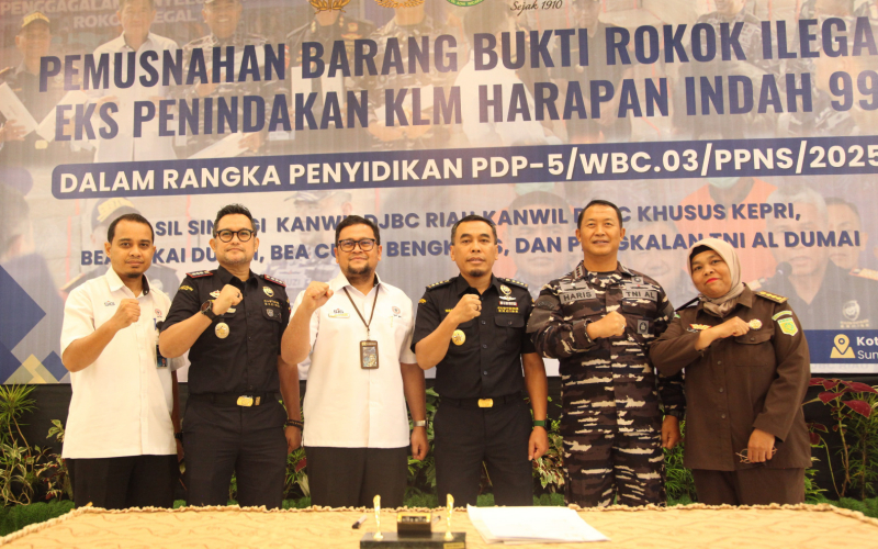 Bea Cukai Riau Tindak Tegas Peredaran Rokok Ilegal Asal Thailand