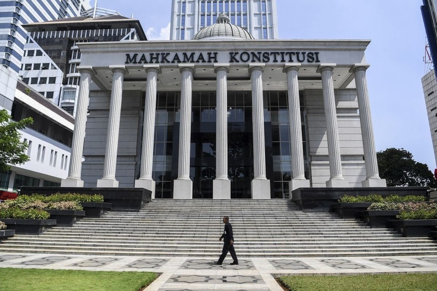 MK Kembali Tegaskan SD-SMP Negeri dan Swasta Gratis