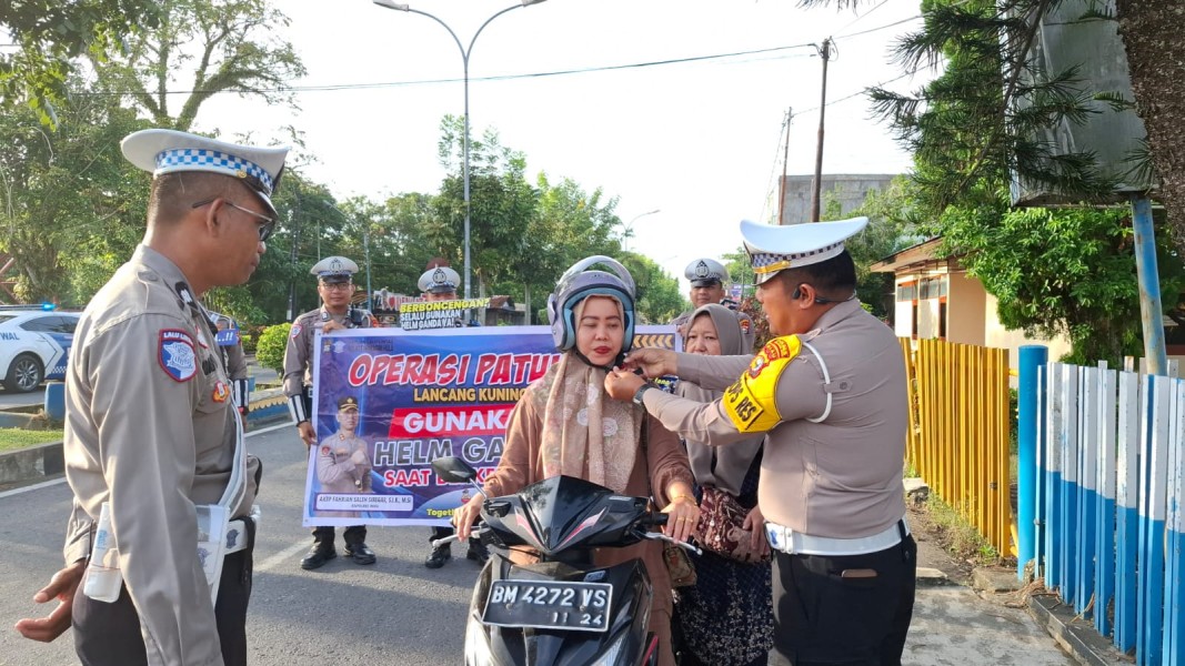 Operasi Patuh LK 2025, Kasat Lantas Polres Inhu Ajak Masyarakat Tertib Berlalu Lintas