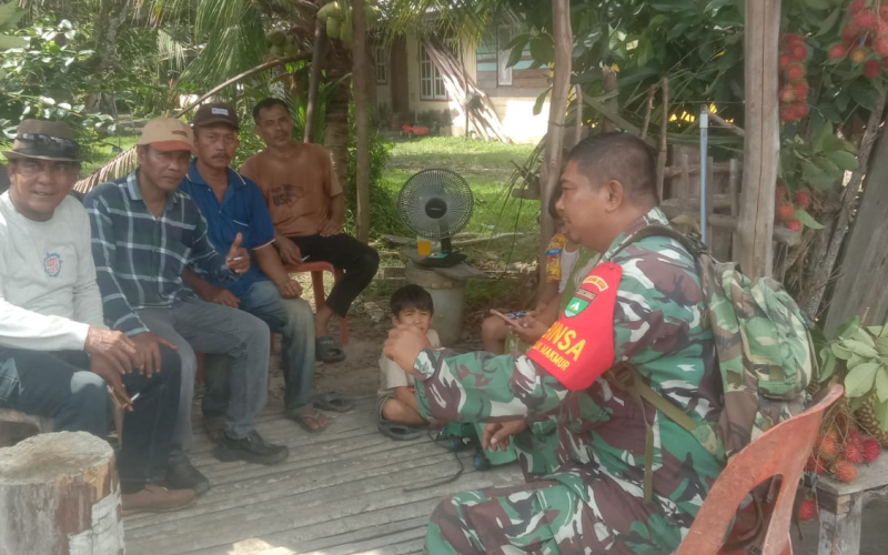 Sertu Cerzakatno Perkuat Edukasi dan Pengawasan Karhutla di Teluk Makmur