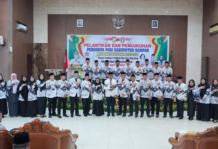 Hadiah dari Bupati, Hambali Dapat Jabatan Baru sebagai Sekretaris PGRI Kampar