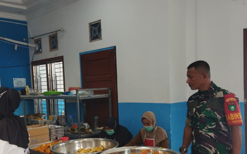 TNI Dukung Program Makanan Bergizi, Ribuan Siswa dan Warga Dumai Terima Manfaat