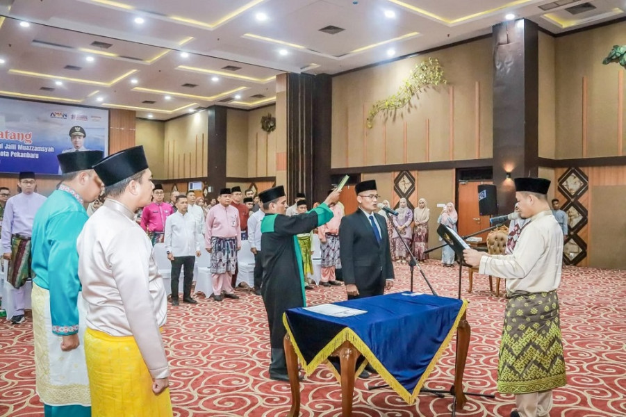 Wako Agung Lantik Imam Zamroni Sebagai Direktur PT. SPP