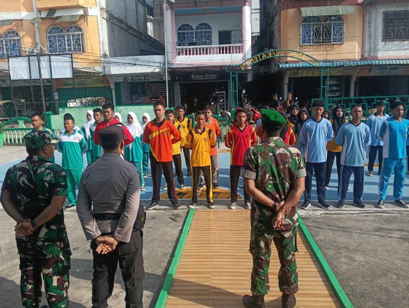Personel Koramil dan Polsek Kateman Laksanakan Seleksi Calon Paskibraka HUT RI ke-80 Tahun 2025