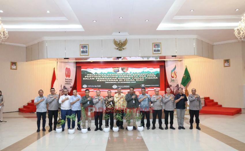Kapolda Riau Berkomitmen Sikat Mafia Hutan Dengan Sinergi Lintas Instansi