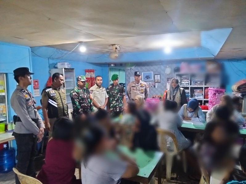 Dukung Pencegahan Penyakit Menular, Babinsa Koramil 06/Kateman Kawal Pemeriksaan HIV