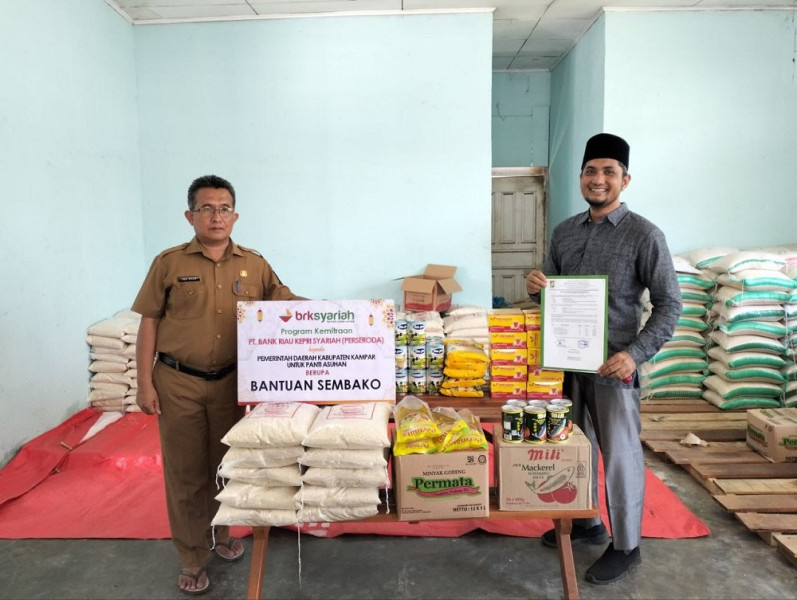 CSR BRK Syariah Sangat Berarti Bagi 24 Panti Asuhan di Kampar