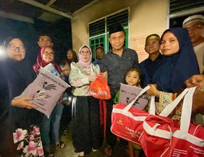 Pemkab Kampar Sambangi Korban Kebakaran di Desa Kumantan