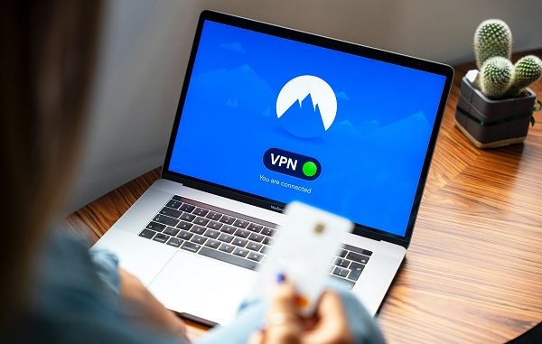 Meski Bermasalah di Kejagung, Namun Ratusan Sekolah di Pekanbaru Kecipratan Laptop Chromebook