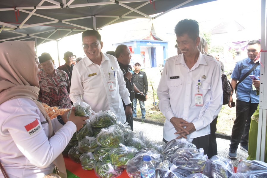 Pemkab Bengkalis Gelar Pangan Murah di RRI, Warga Antusias Borong Sembako