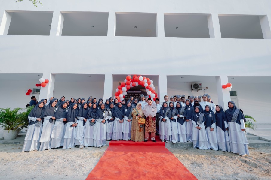 Susiana Tabrani Resmikan Gedung Budaya Berpikir Abdurrab Islamic School