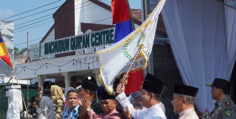 Wabup Syafaruddin Poti Hadiri Pawai Taaruf MTQ Ke-12 Kecamatan Rambah Samo