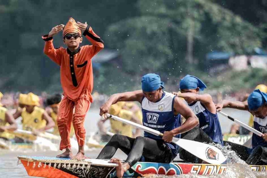 Kemenpar Rilis 125 Agenda Karisma Event Nusantara 2026, Pacu Jalur hingga Semasa Piknik Jadi Unggulan