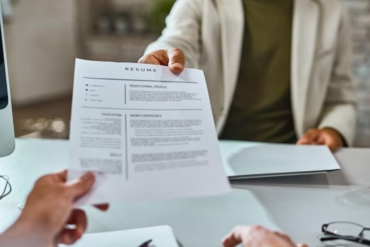 Lulusan Baru Perguruan Tinggi akan Digaji dari Program Magang