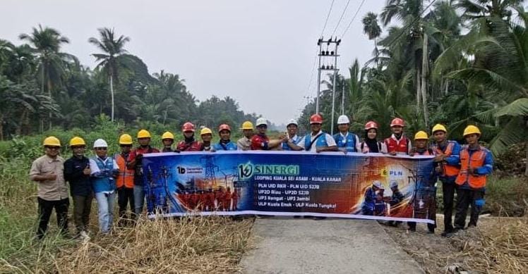 Perkuat Keandalan Sistem Kelistrikan, PLN Kuala Tungkal UP3 Jambi dan Kuala Enok UP3 Rengat Laksanakan Looping Jaringan