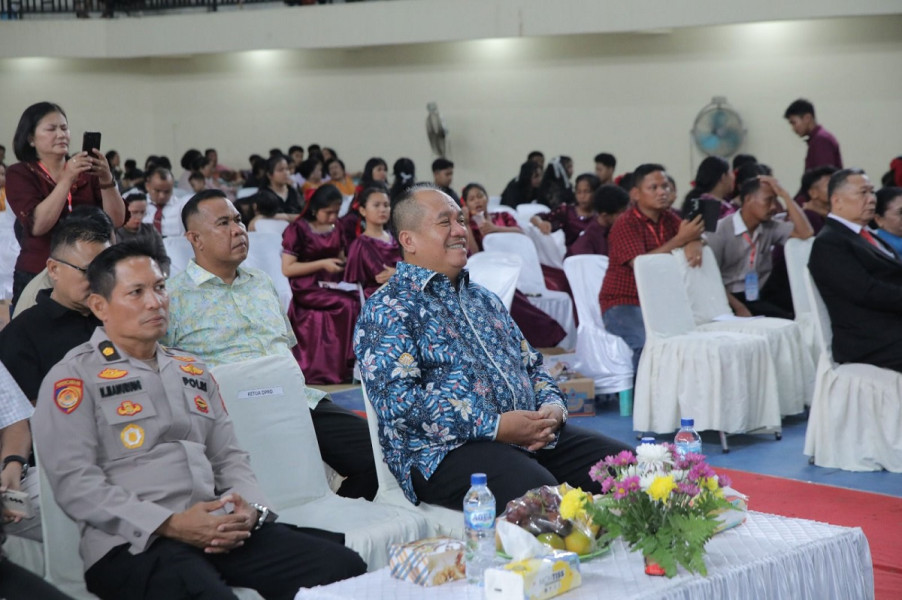 Meriah dan Penuh Sukacita! Bupati Asahan Tutup Pesparawi VIII Tahun 2025