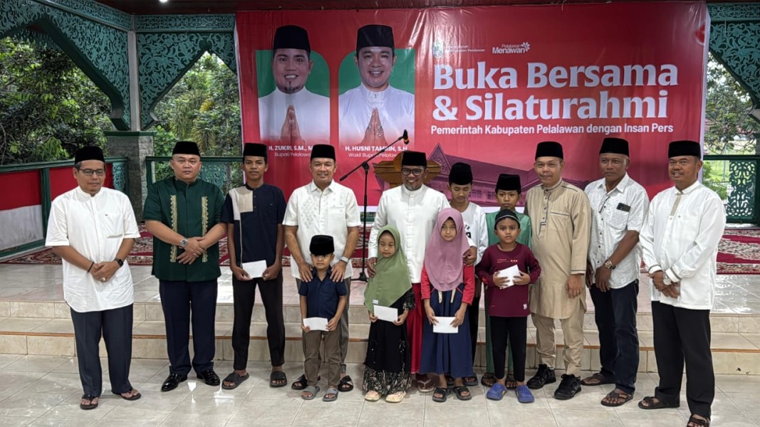 Pemkab Pelalawan Gelar Bukber dengan Insan Pers, Zukri Tekankan Peran Strategis Media