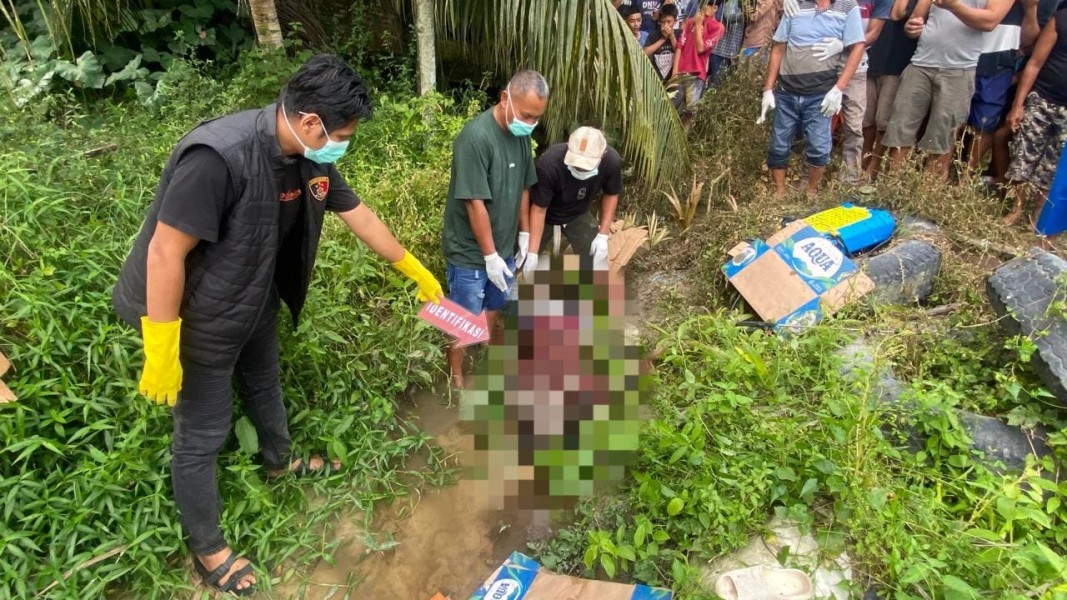 Bau Menyengat Ungkap Misteri di Parit Garut, Kandis: Pria 30 Tahun Ditemukan Tewas, Polisi Bergerak Selidiki