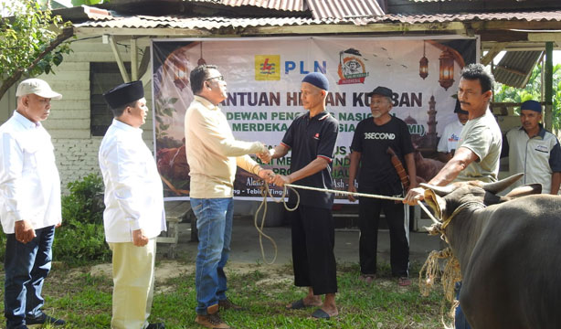 Tani Merdeka Riau Salurkan Sapi Kurban, Perkuat Kepedulian Sosial dan Ketahanan Pangan