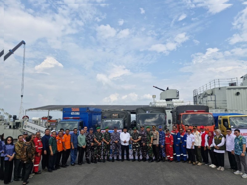 KM Gilimanuk Angkut 150 Ton Bantuan Bencana dari Riau Untuk Aceh Tamiang