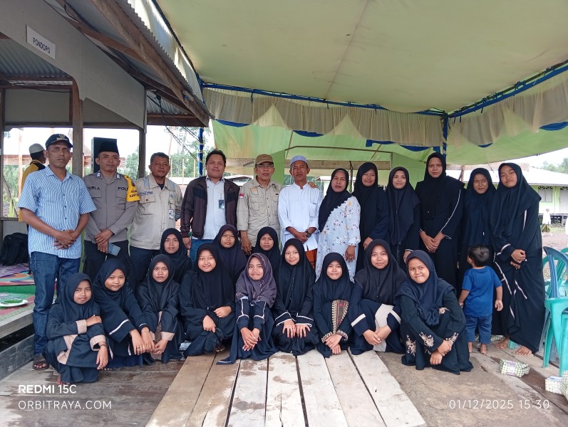 KTNA Inhil Bantu Ayam dan Bibit Tanaman untuk Santri Pesantren