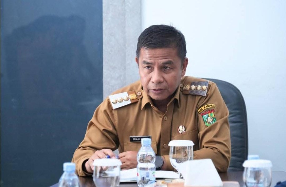 Bupati Kampar Ahmad Yuzar Siapkan Perombakan Pengurus Yayasan Politeknik Kampar