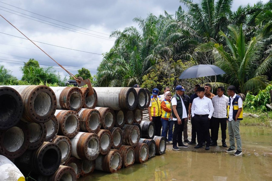 Jembatan Sekayan Deras Rusak, Gubernur Riau Pastikan Perbaikan Secepatnya