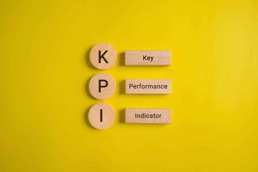 Cara Menyusun Metrik dan Contoh KPI HRD yang Strategis
