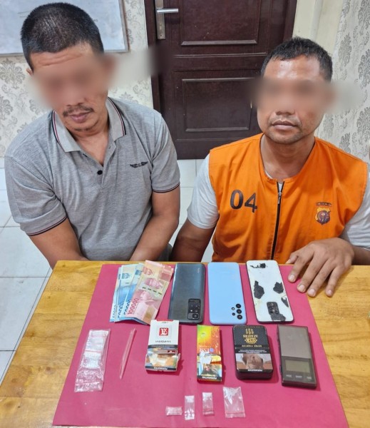 Sat Narkoba Polres Siak Tangkap Dua Bandar Shabu, Satu Pelaku Masih Buron