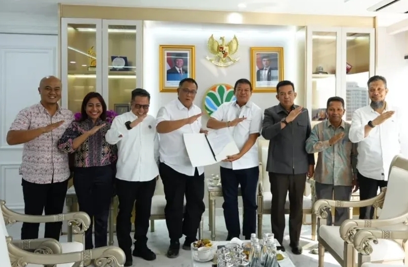 Tuntaskan Roadshow ke Kementerian dan BUMN, Bupati Ade Harapkan Inhu Lebih Maju